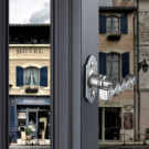 Poignée de fenêtre crémone NANTUA, Aluminium gris aspect patiné - Ambiance