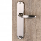 Poignée de porte chambon sans trou de clé.