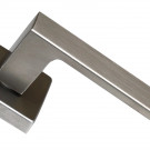 2 poignées de porte sur rosace carrée LOFT, Métal