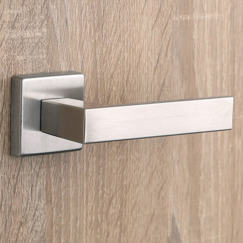 2 poignées de porte sur rosace carrée LOFT, Métal mat