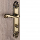 2 poignées de porte LOUIS XV, Zamak doré patiné entraxe 195 mm - Bouton de condamnation pour salle de bain ou WC