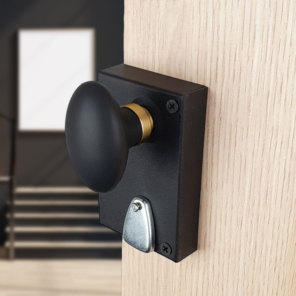 2 boutons de porte intérieure OLIVES, Porcelaine Noir, Carré 6 mm - Embase dorée