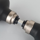 2 boutons de porte intérieure OLIVES, Porcelaine Noir, Carré 6 mm - Embase nickel mat