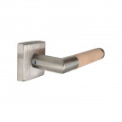 Pretty sur rosace carré en inox mat béquille fsc bois brut