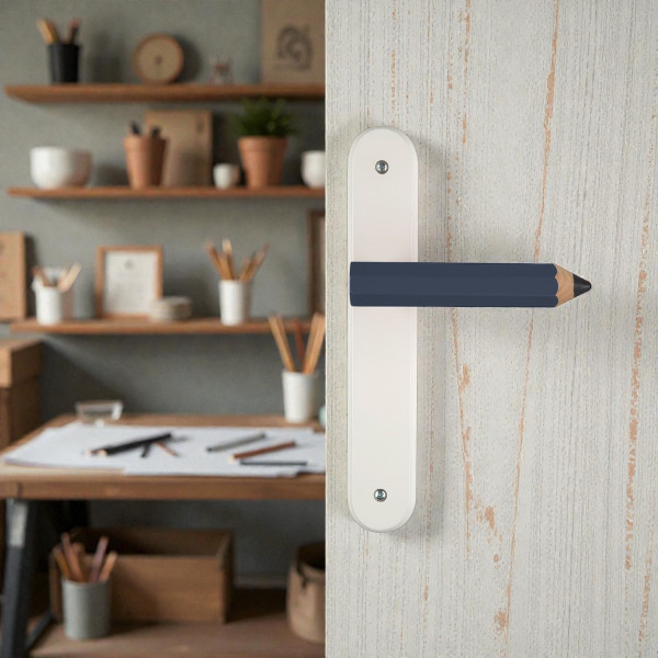 Poignée de porte seule réversible CRAYON, Bois bleu entraxe 195 mm - Mise en situation