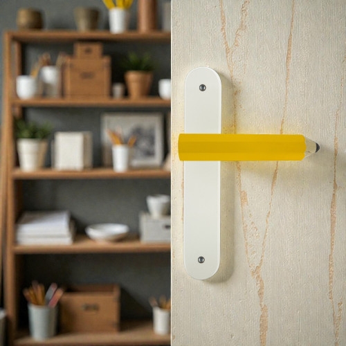 Poignée de porte seule réversible CRAYON, Bois jaune entraxe 195 mm - Mise en situation