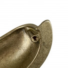 Poignée de meuble coquille laiton poli entraxe 64 mm