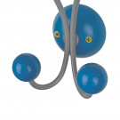 Porte-manteau mural JUNIOR, Plaque en bois bleu et fer gris, 4 têtes en bois peint
