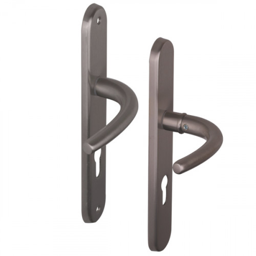 Angle 5 : côté extérieur à réhausse, côté intérieur à béquille normale Vega en laiton nickel mat pour porte d'entrée