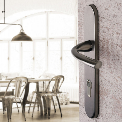 Ensemble Magali pour porte d'entrée avec moulure en zamak