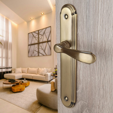 Poignée de porte CAMILLE finition doré vieilli